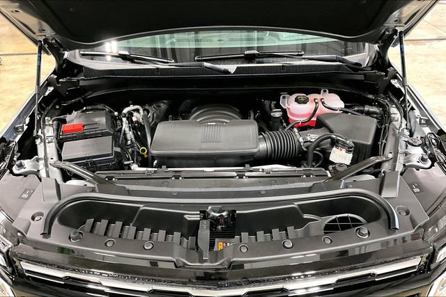 New 2026 Chevrolet Suburban High Country w/ Sun And Tow Package AWD/4WD image 11