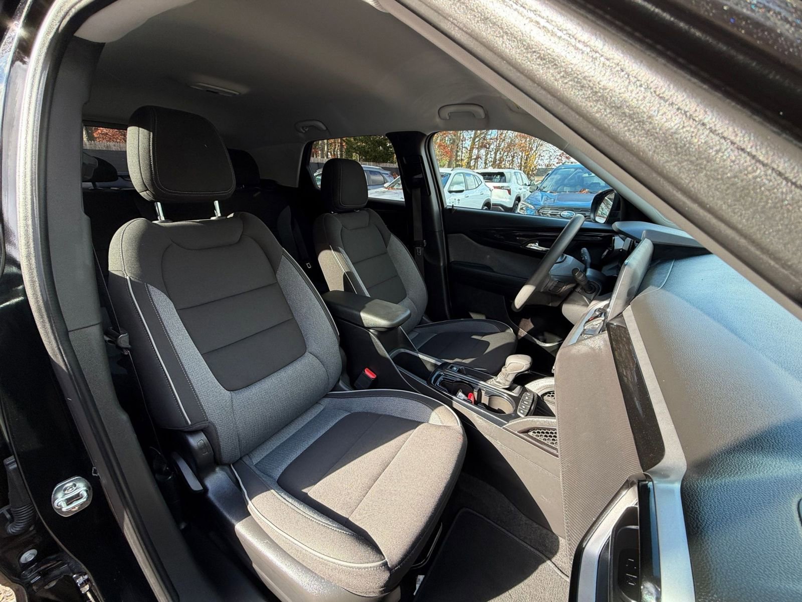 Used 2025 Chevrolet TrailBlazer LT image 34