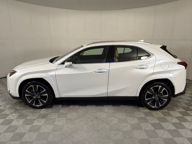 Used 2025 Lexus UX 300h AWD w/ Cold Area Package image 3