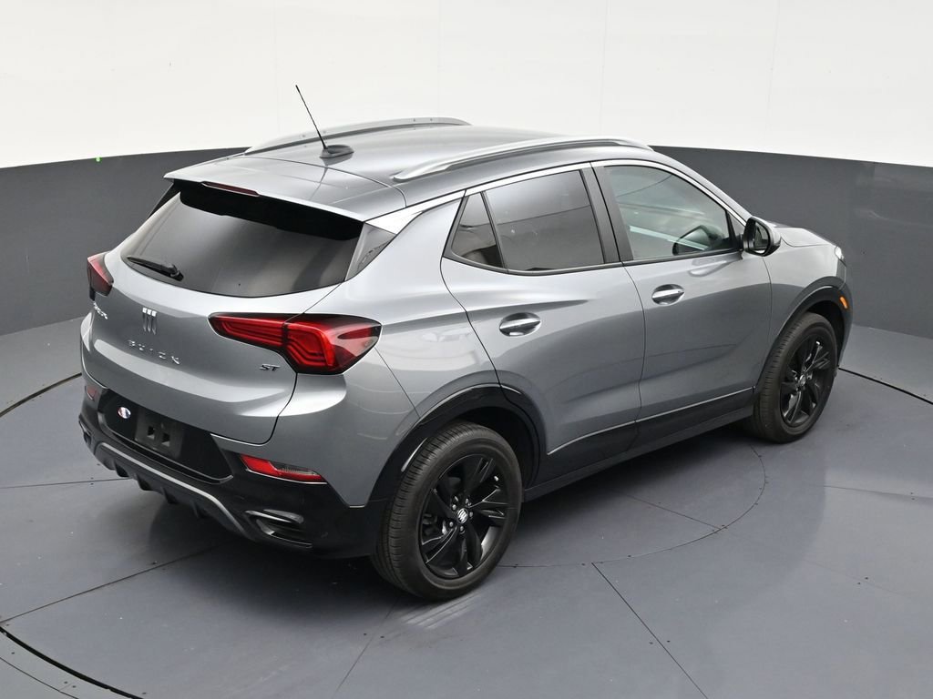 Used 2024 Buick Encore GX Sport Touring FWD image 16