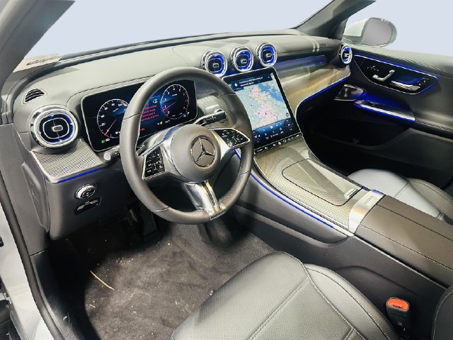 New 2027 Mercedes-Benz GLC 300 4MATIC image 5