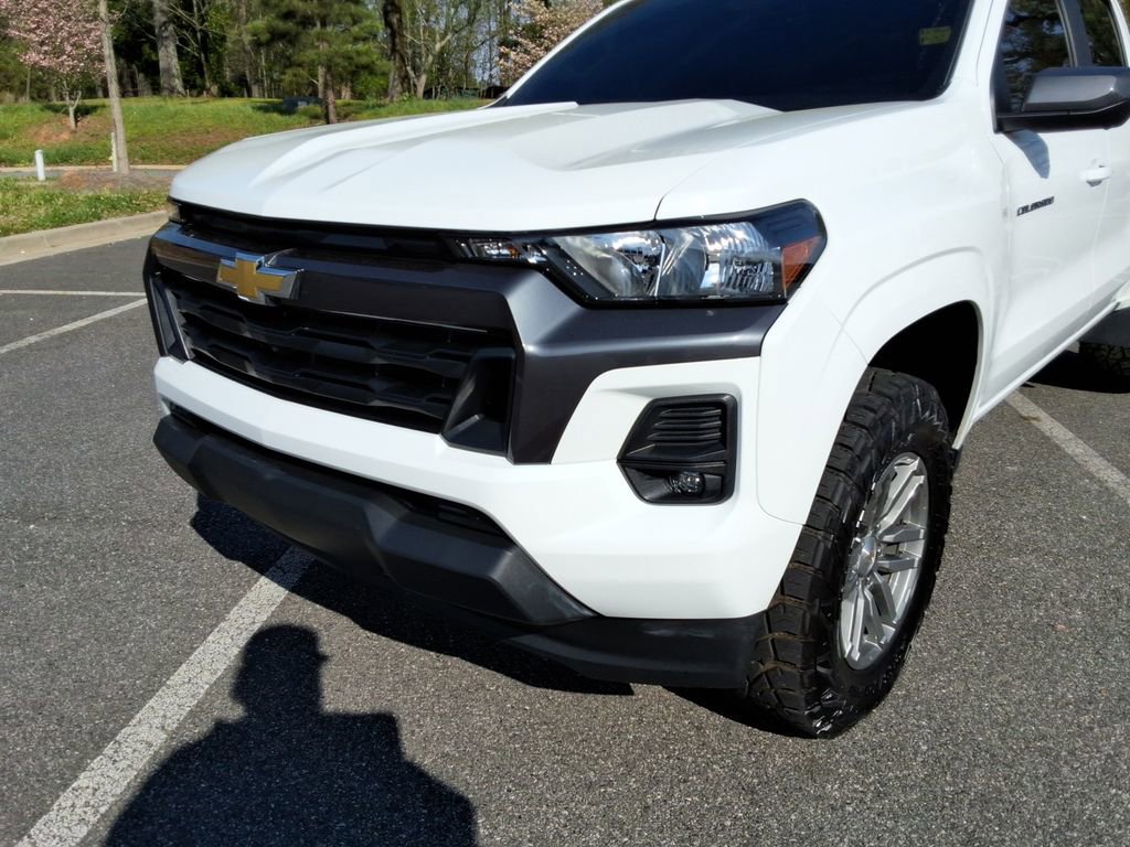 Certified 2024 Chevrolet Colorado LT w/ LT Convenience Package II image 9