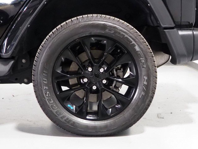 Used 2022 Jeep Wrangler Unlimited Sahara w/ Safety Group image 41