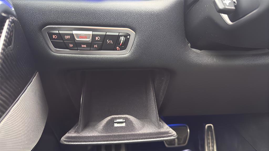 Used 2020 BMW X6 M50i w/ Executive Package image 18