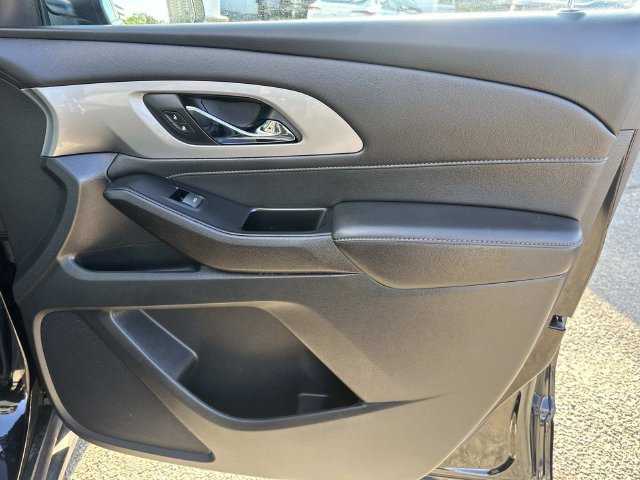 Used 2023 Chevrolet Traverse LT AWD/4WD image 8