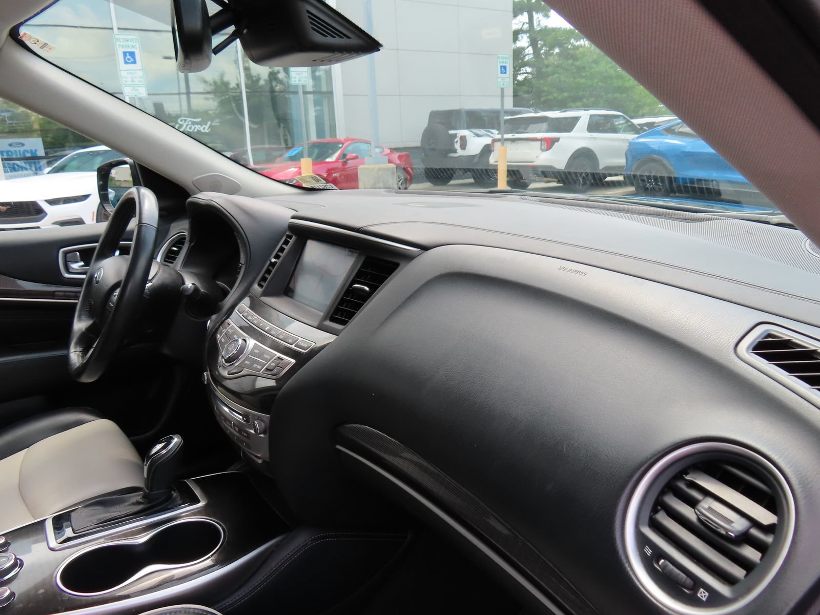 Used 2020 INFINITI QX60 Signature Edition AWD/4WD image 17