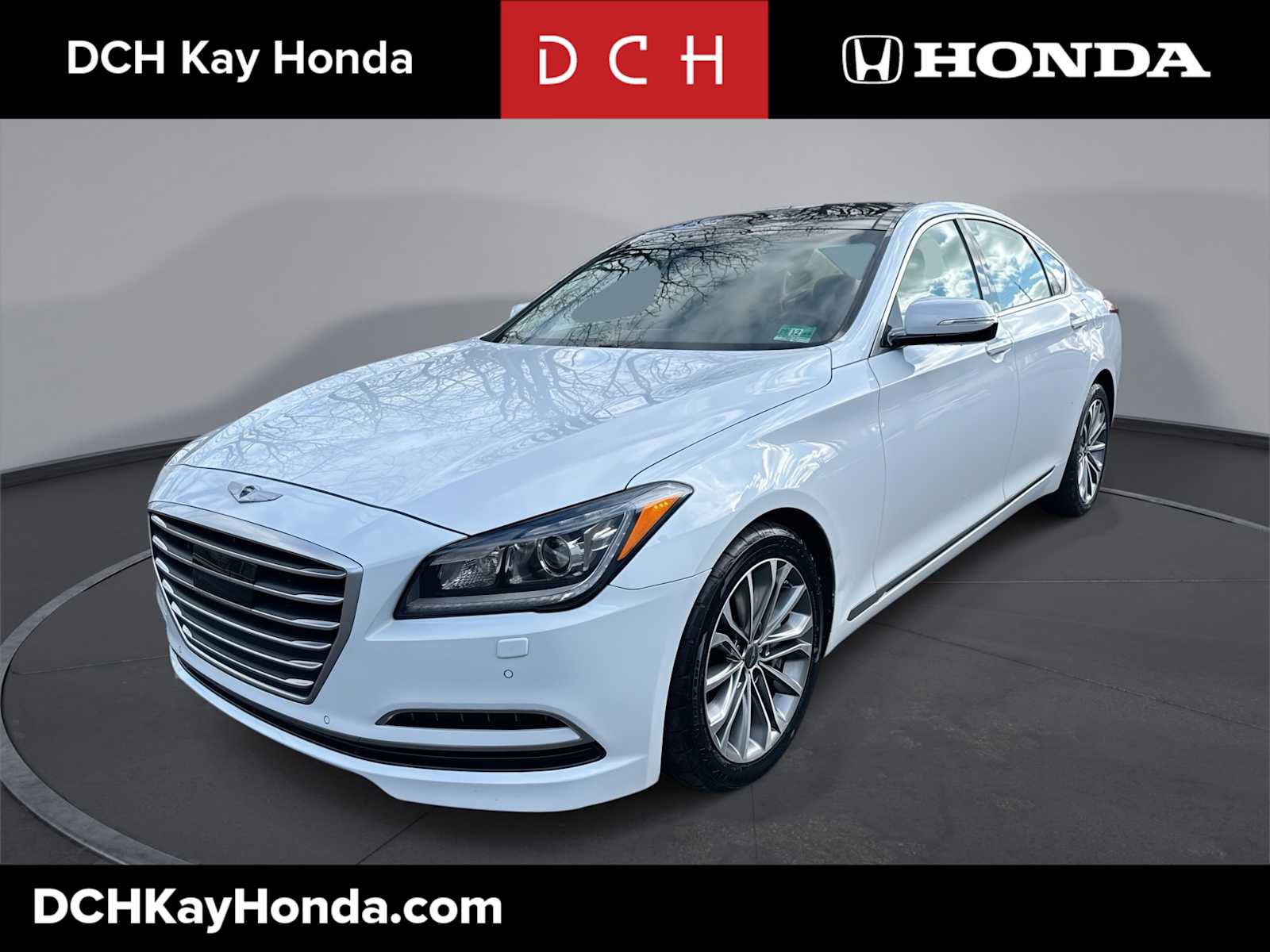 Used 2015 Hyundai Genesis 3.8 w/ Option Group 03 image 1