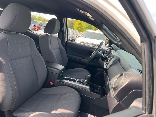 Used 2019 Toyota Tacoma TRD Sport w/ Technology Package RWD image 31