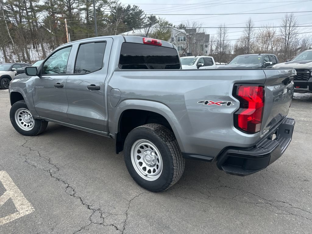 Used 2023 Chevrolet Colorado W/T image 3