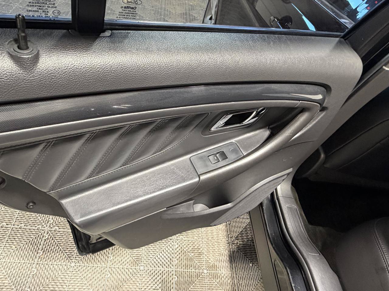 Used 2012 Ford Taurus SHO AWD/4WD image 19