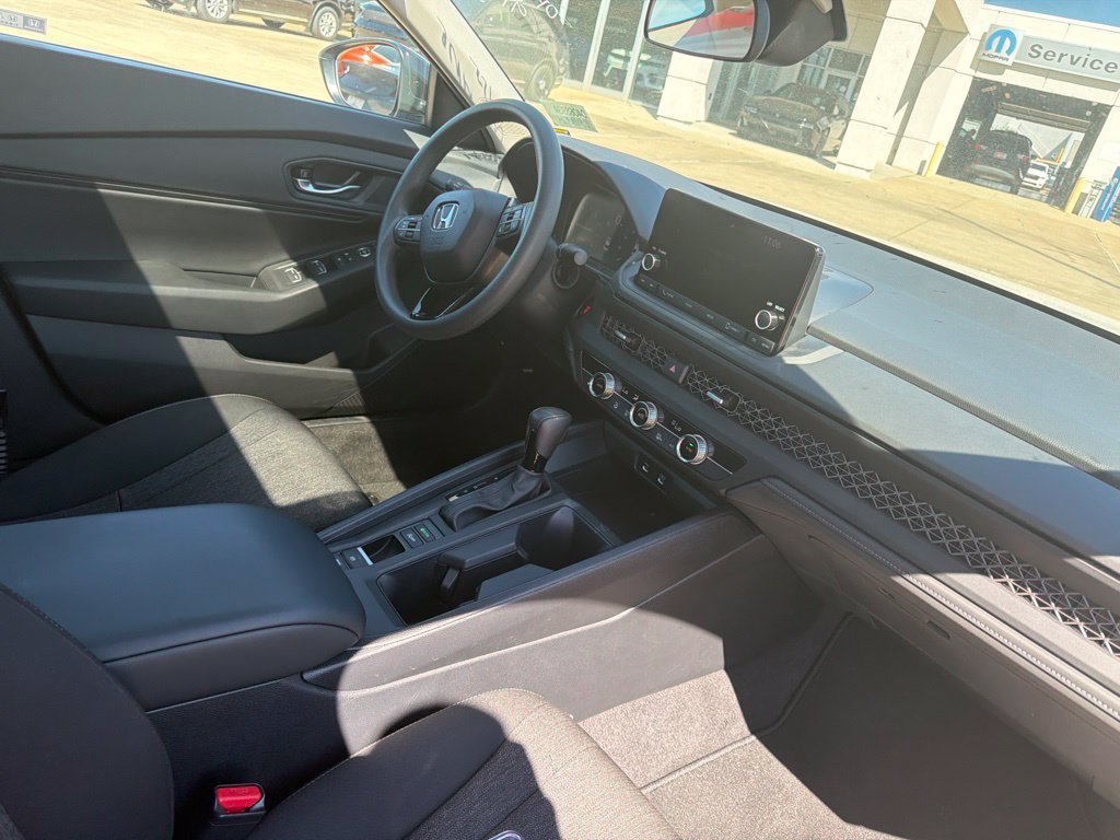 Used 2025 Honda Accord SE image 21