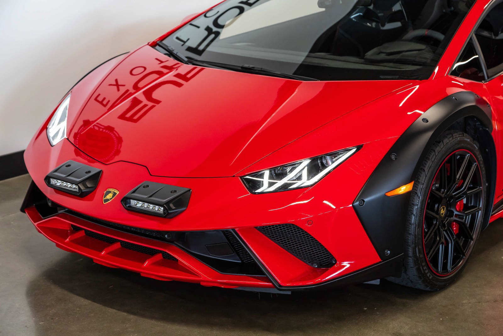 Used 2024 Lamborghini Huracan Sterrato AWD/4WD image 22
