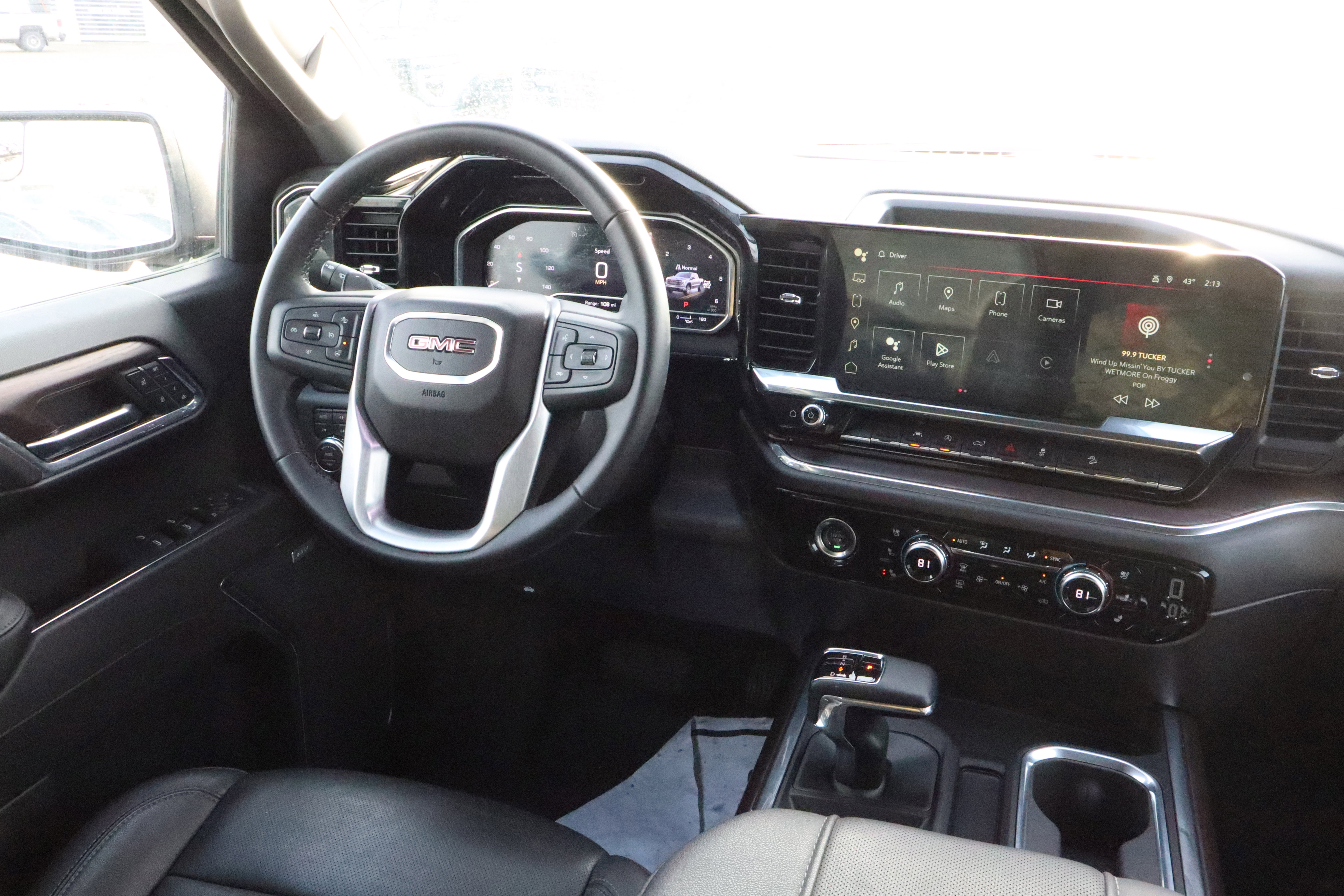 Certified 2024 GMC Sierra 1500 SLT w/ SLT Premium Package image 10