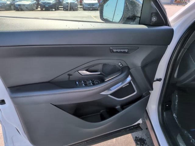 Used 2022 Jaguar E-PACE SE image 22