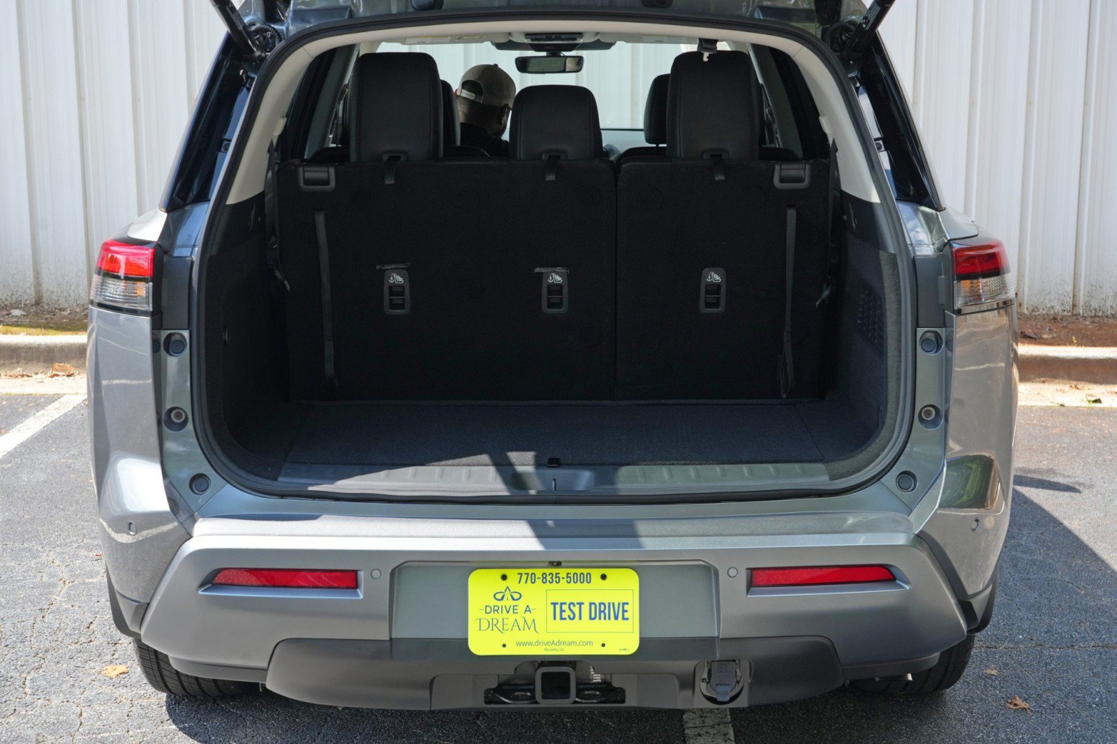 Used 2026 Nissan Pathfinder Platinum FWD image 10