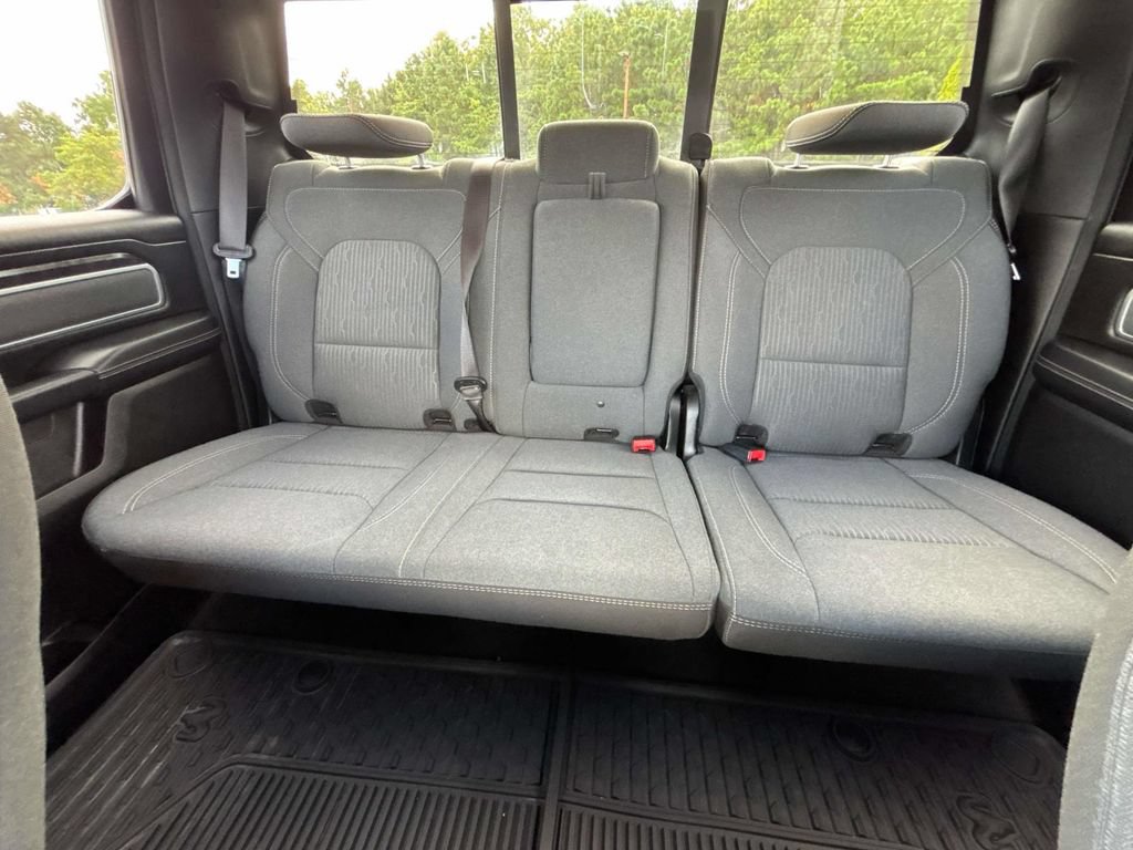Used 2022 RAM 1500 Big Horn AWD/4WD image 12