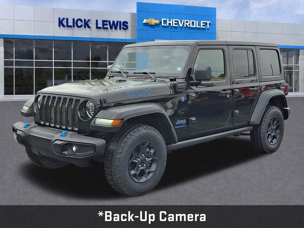 Used 2023 Jeep Wrangler Unlimited w/ Cold Weather Group image 3