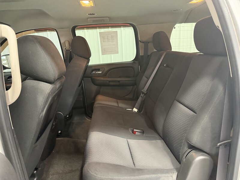 Used 2011 Chevrolet Suburban LS RWD image 14