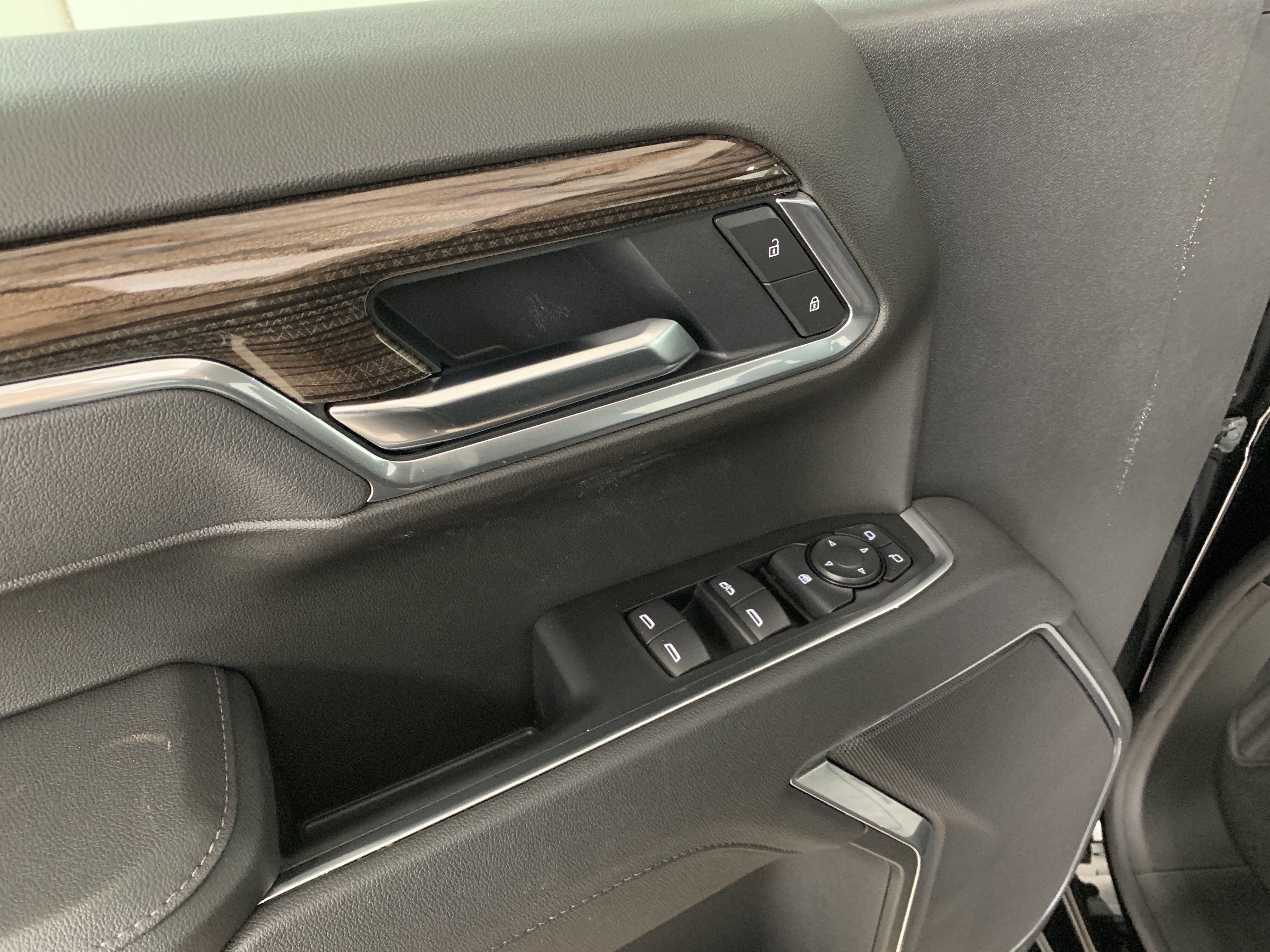 New 2026 Chevrolet Silverado 1500 LT image 18