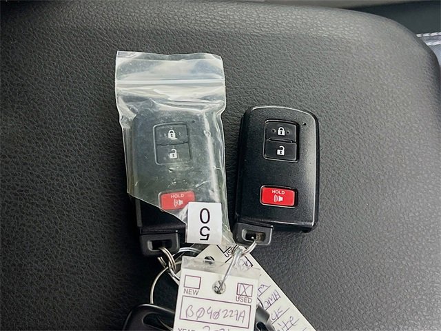 Used 2021 Toyota Tacoma SR5 image 32