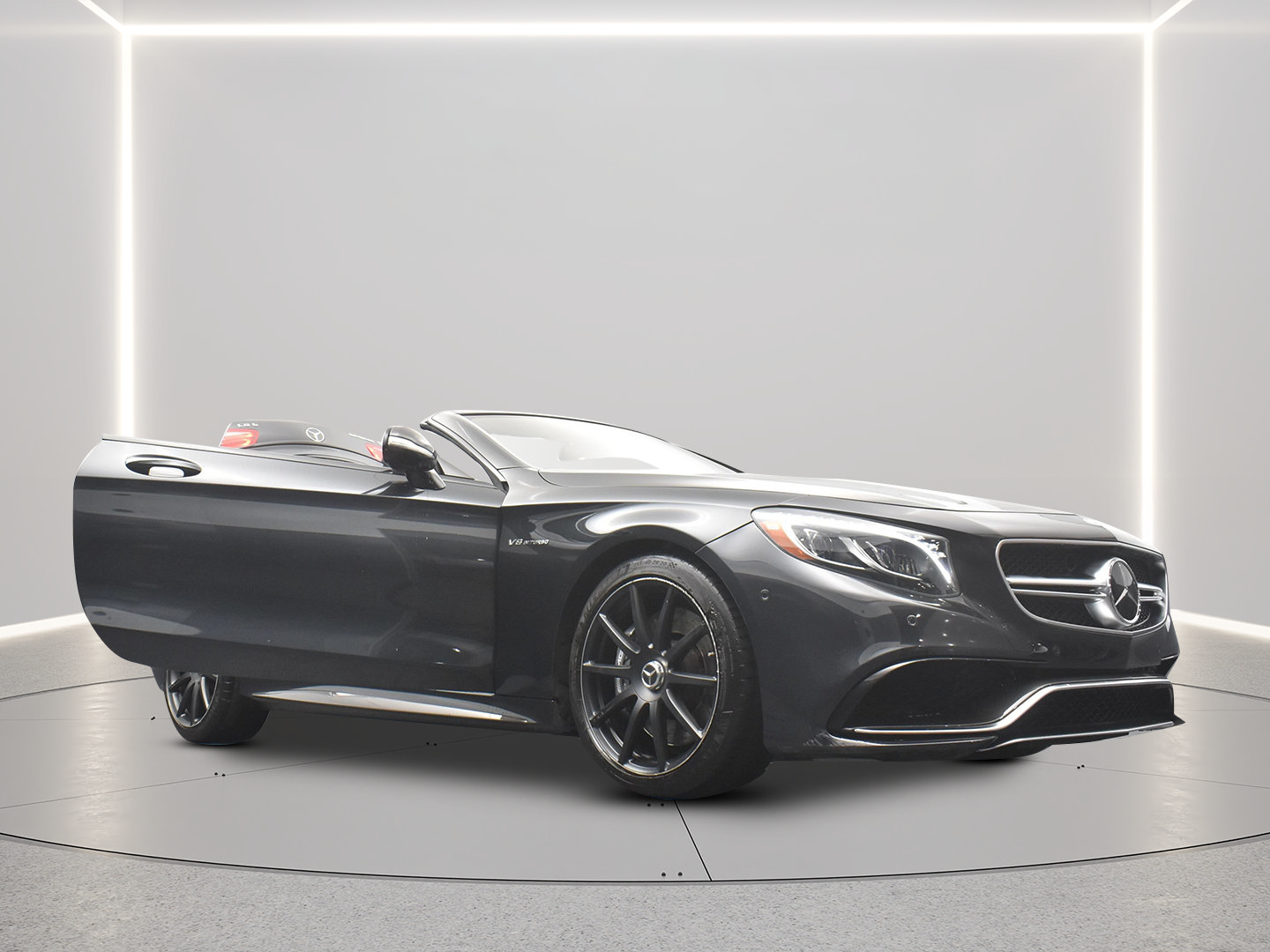 Used 2017 Mercedes-Benz S 63 AMG 4MATIC Cabriolet w/ Carbon Fiber Package image 12