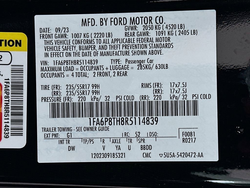 Used 2024 Ford Mustang Coupe RWD image 30