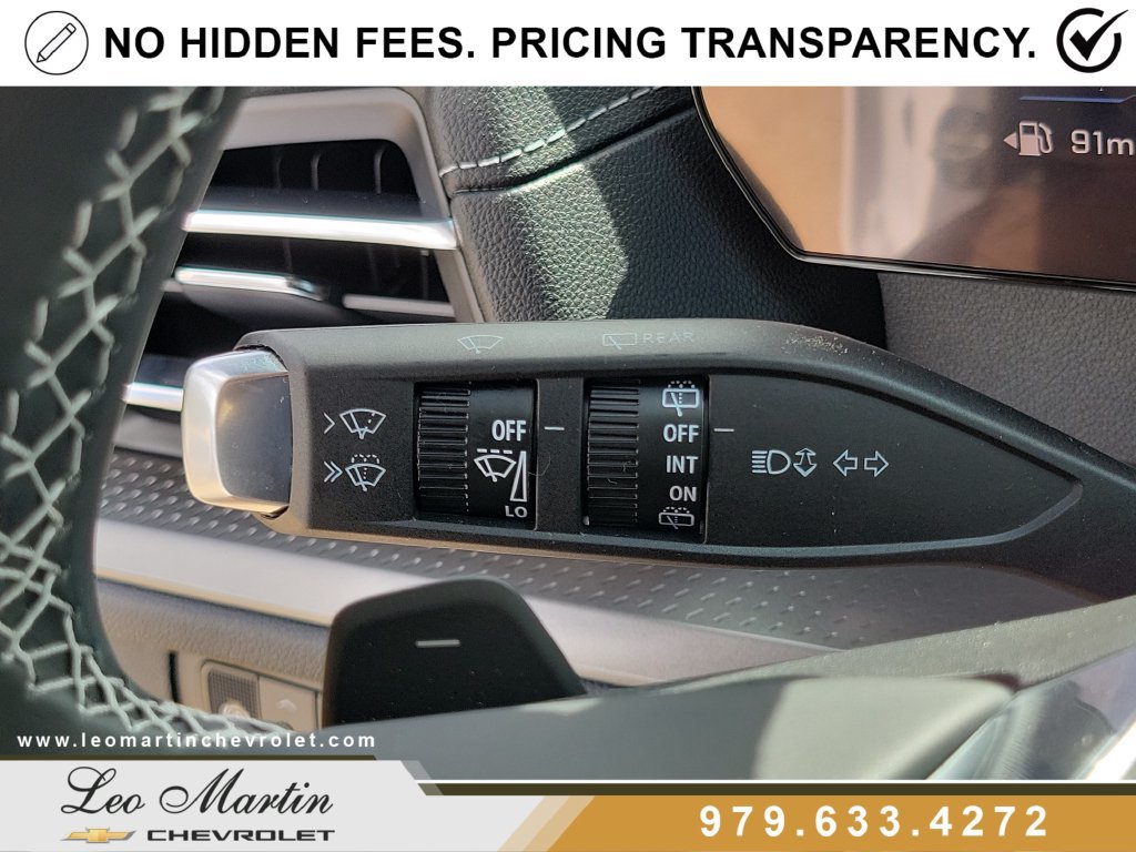 New 2027 Chevrolet Traverse LT w/ Driver Confidence Package FWD image 28
