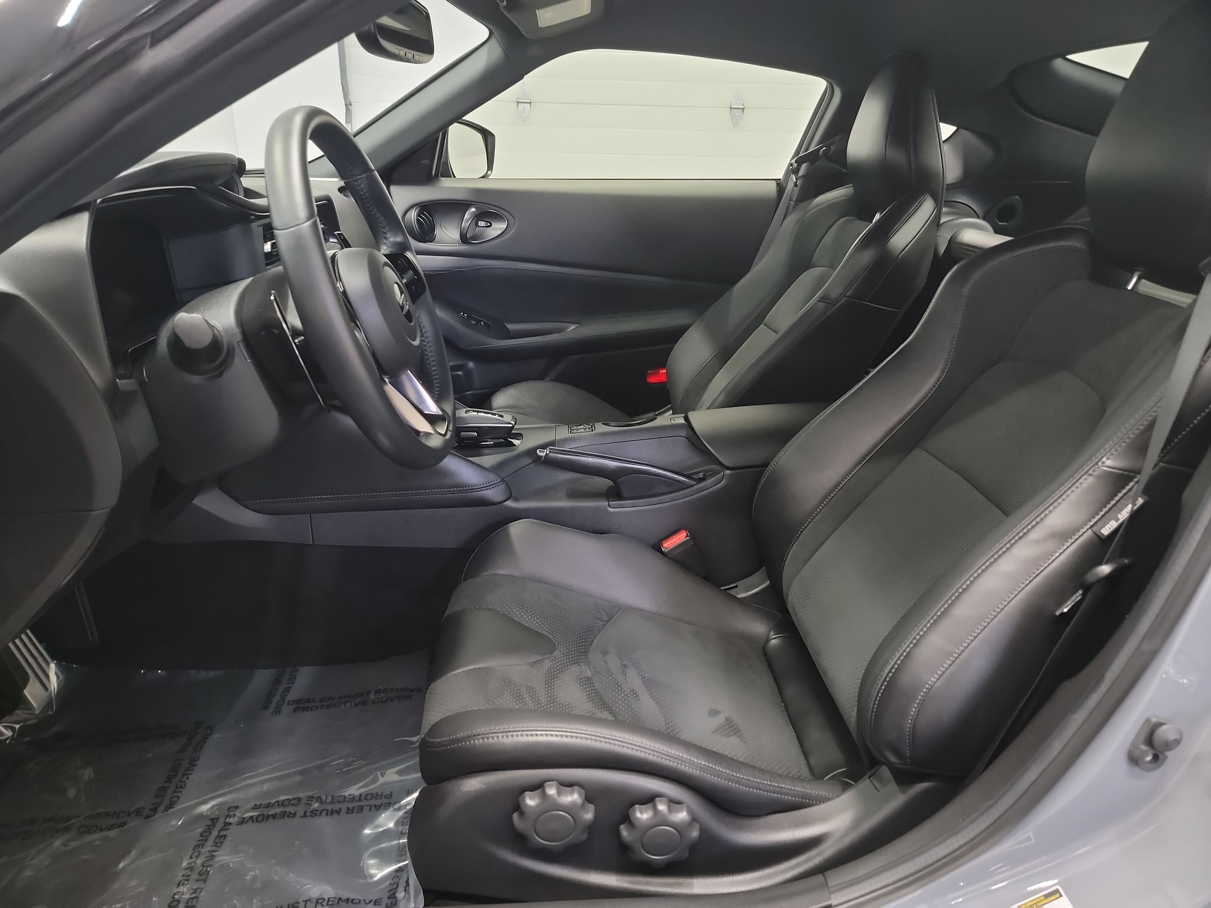 Used 2024 Nissan Z Performance w/ Floor Mat Package RWD image 12