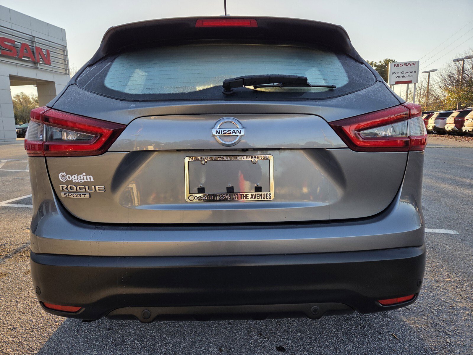 Used 2021 Nissan Rogue Sport S image 5