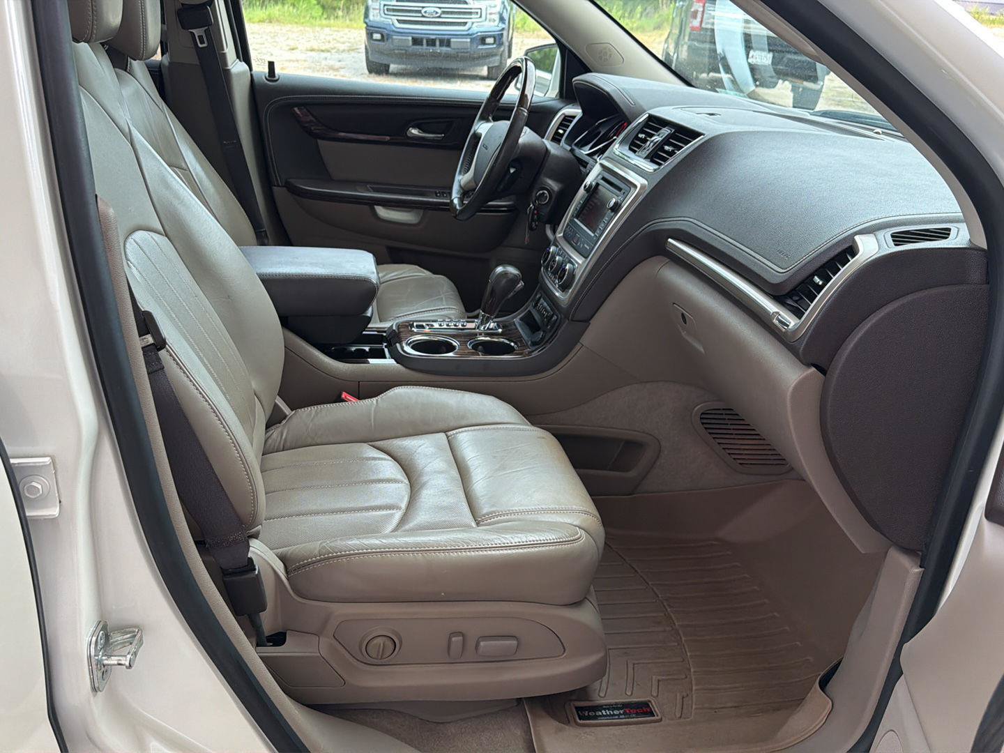 Used 2014 GMC Acadia Denali FWD image 13