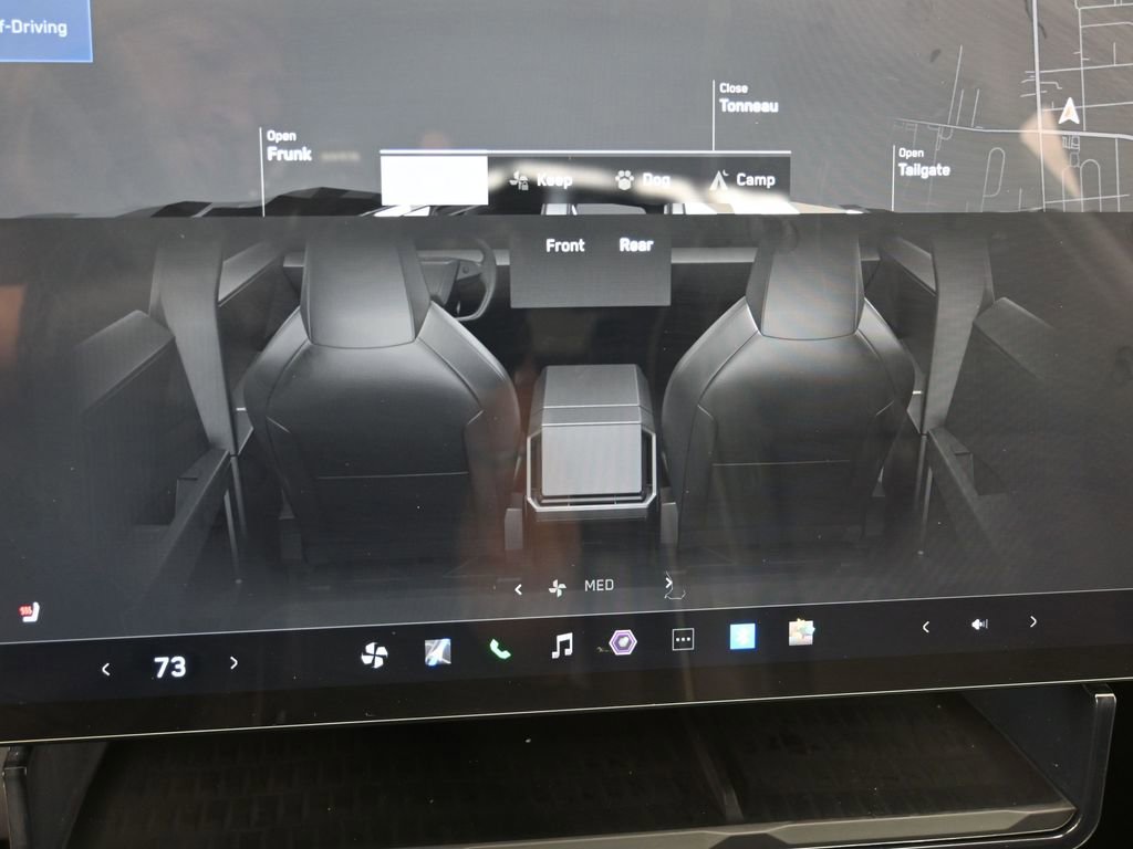 Used 2024 Tesla Cybertruck AWD Crew Cab image 34