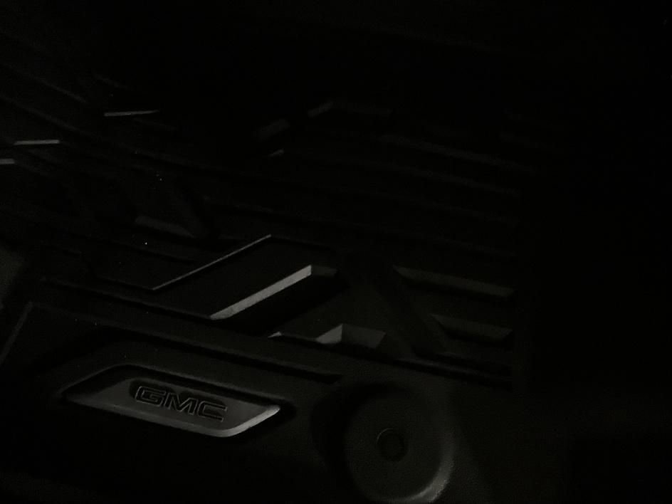 Used 2024 GMC Canyon AT4 w/ Canyon Safety Plus Package image 16