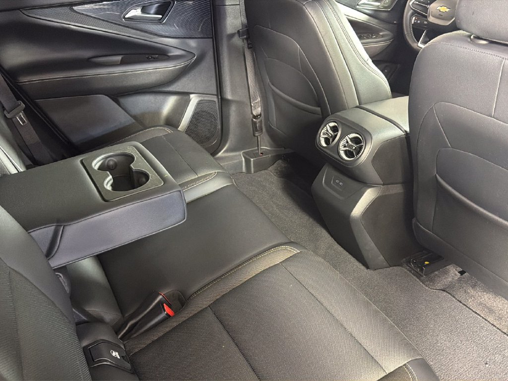 Used 2024 Chevrolet Blazer EV LT AWD/4WD image 32
