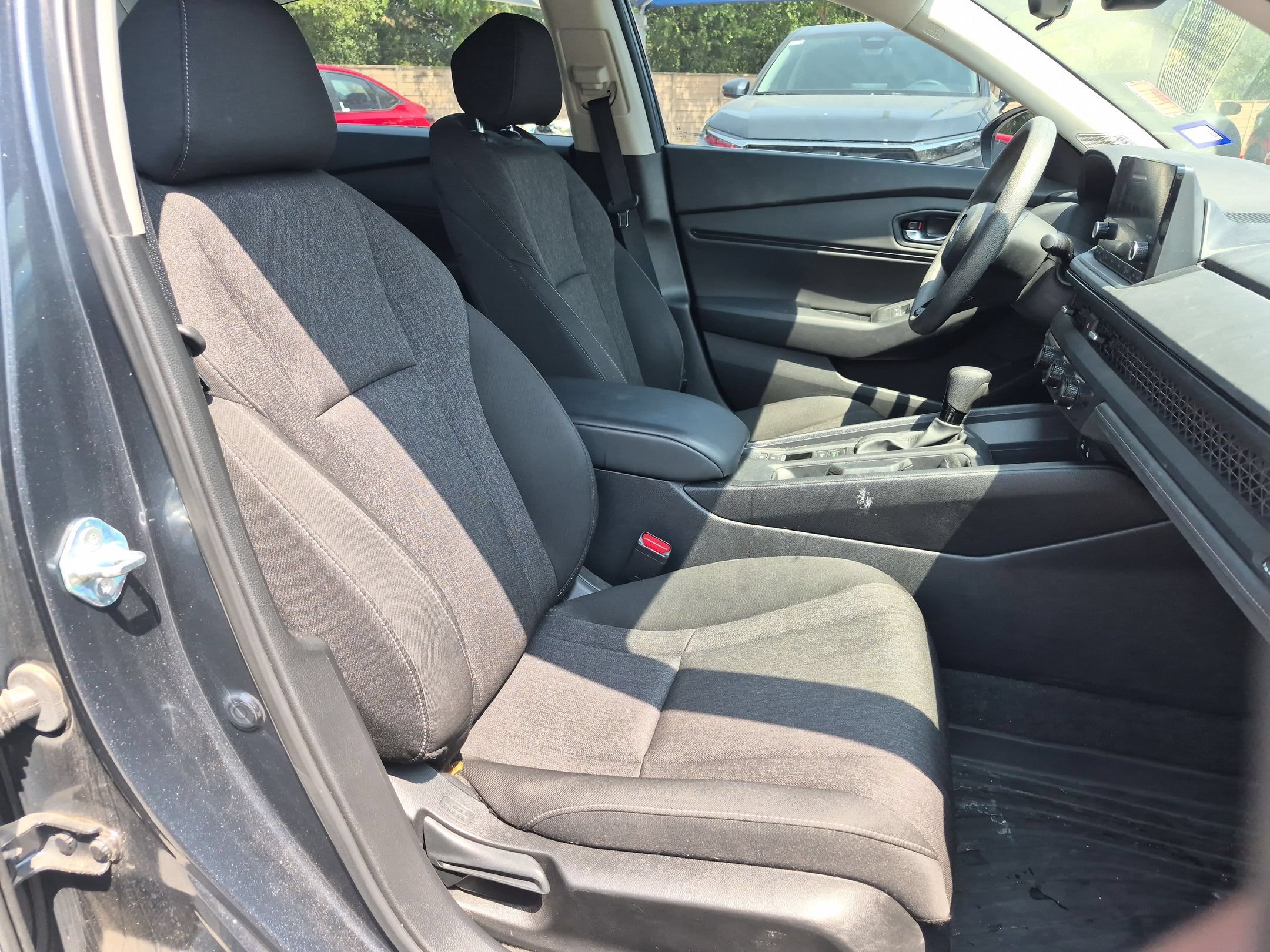 Used 2023 Honda Accord EX image 27