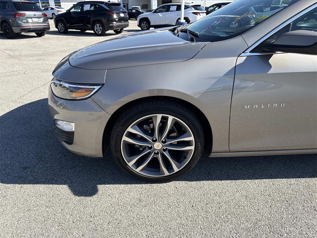 Used 2025 Chevrolet Malibu LT image 30