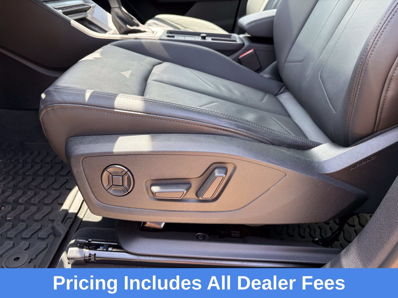 Used 2023 Audi Q3 2.0T Premium AWD/4WD image 28