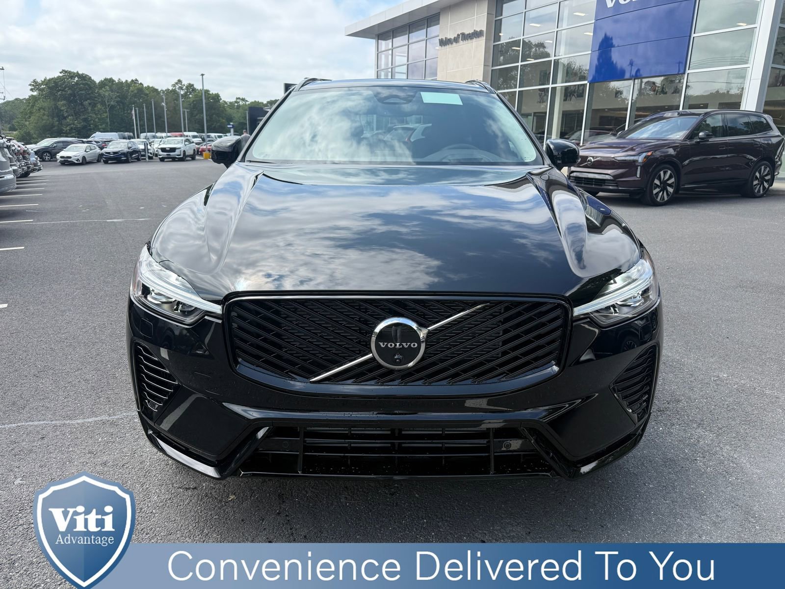 New 2026 Volvo XC60 T8 Ultra w/ Protection Package Premier image 3