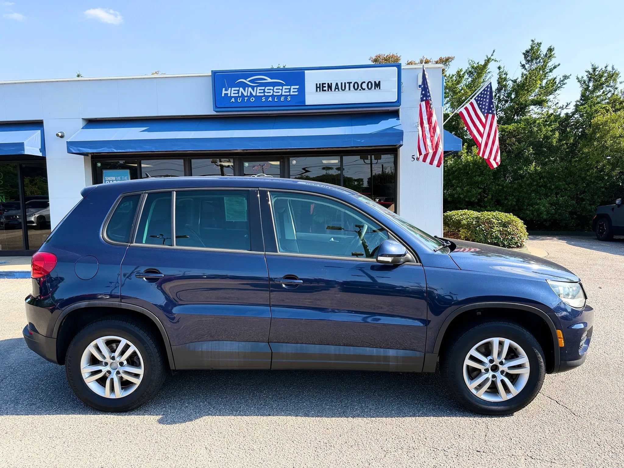 Used 2012 Volkswagen Tiguan LE FWD image 24