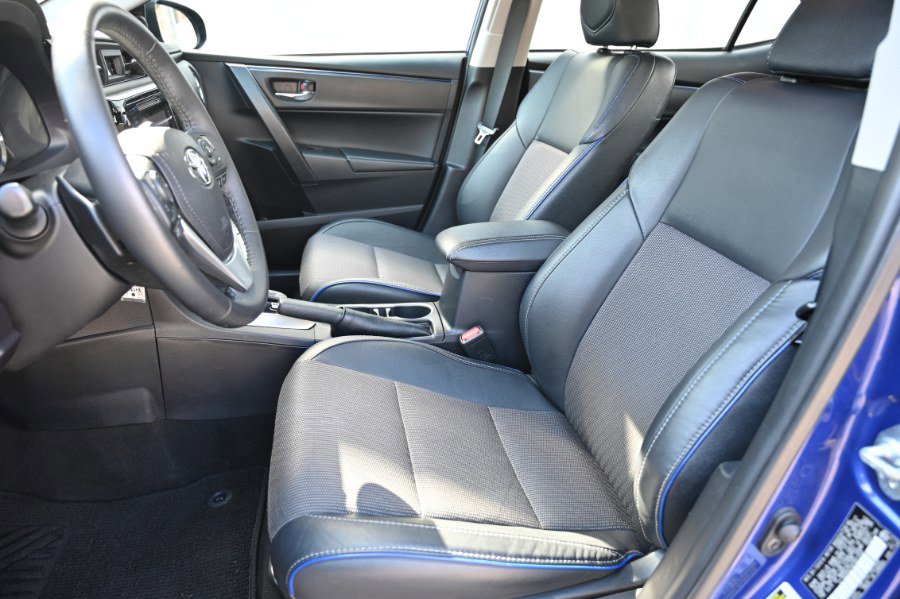 Used 2017 Toyota Corolla SE w/ Carpet Mat Package (TMS) image 12