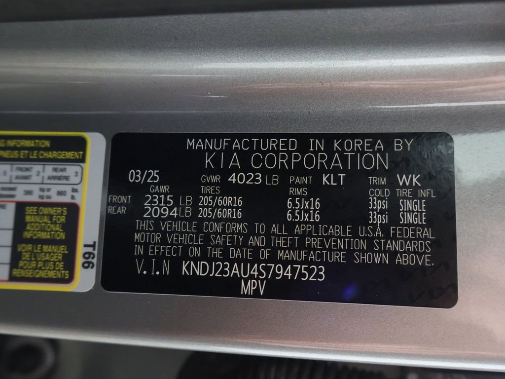 Used 2025 Kia Soul LX w/ LX Technology Package FWD image 46