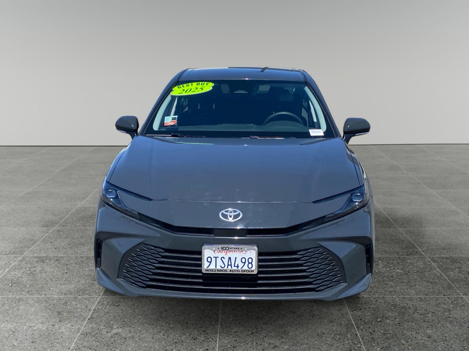 Used 2025 Toyota Camry LE w/ Convenience Package image 8