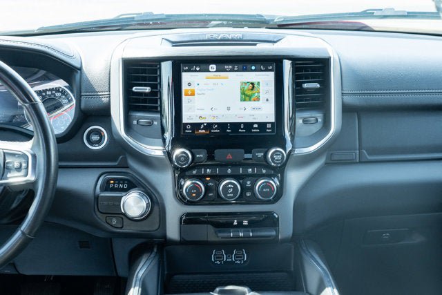 Used 2024 RAM 1500 Laramie RWD image 31