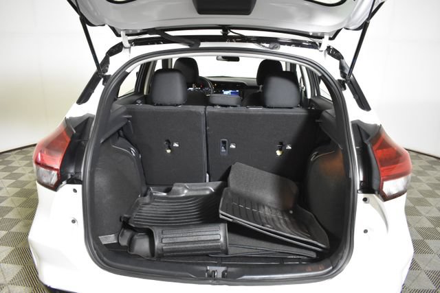 Used 2024 Nissan Kicks SV FWD image 28