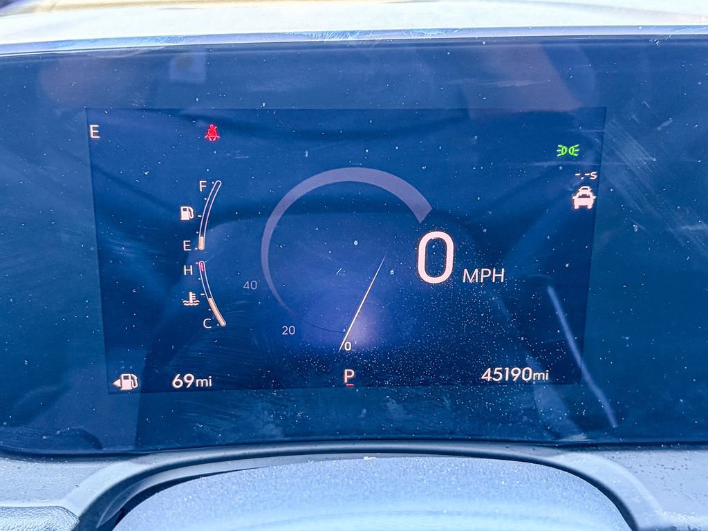 Used 2024 Buick Encore GX Preferred w/ Comfort Package AWD/4WD image 46