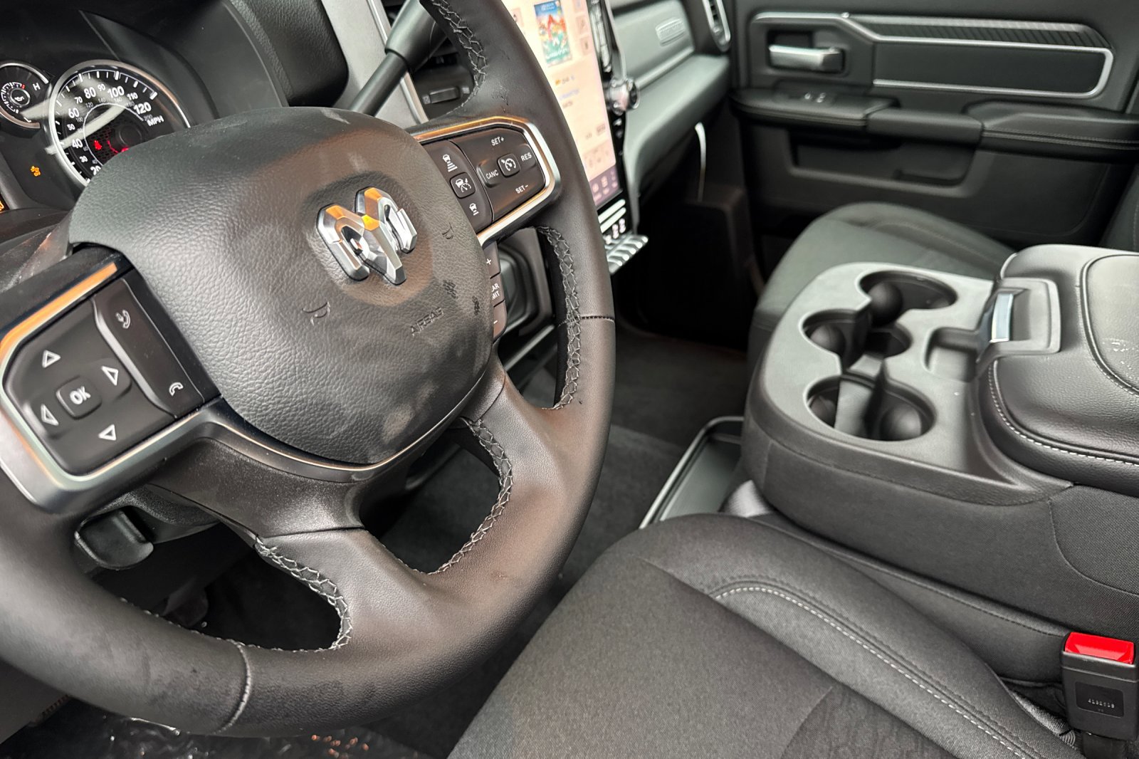 New 2026 RAM 2500 Big Horn AWD/4WD image 9