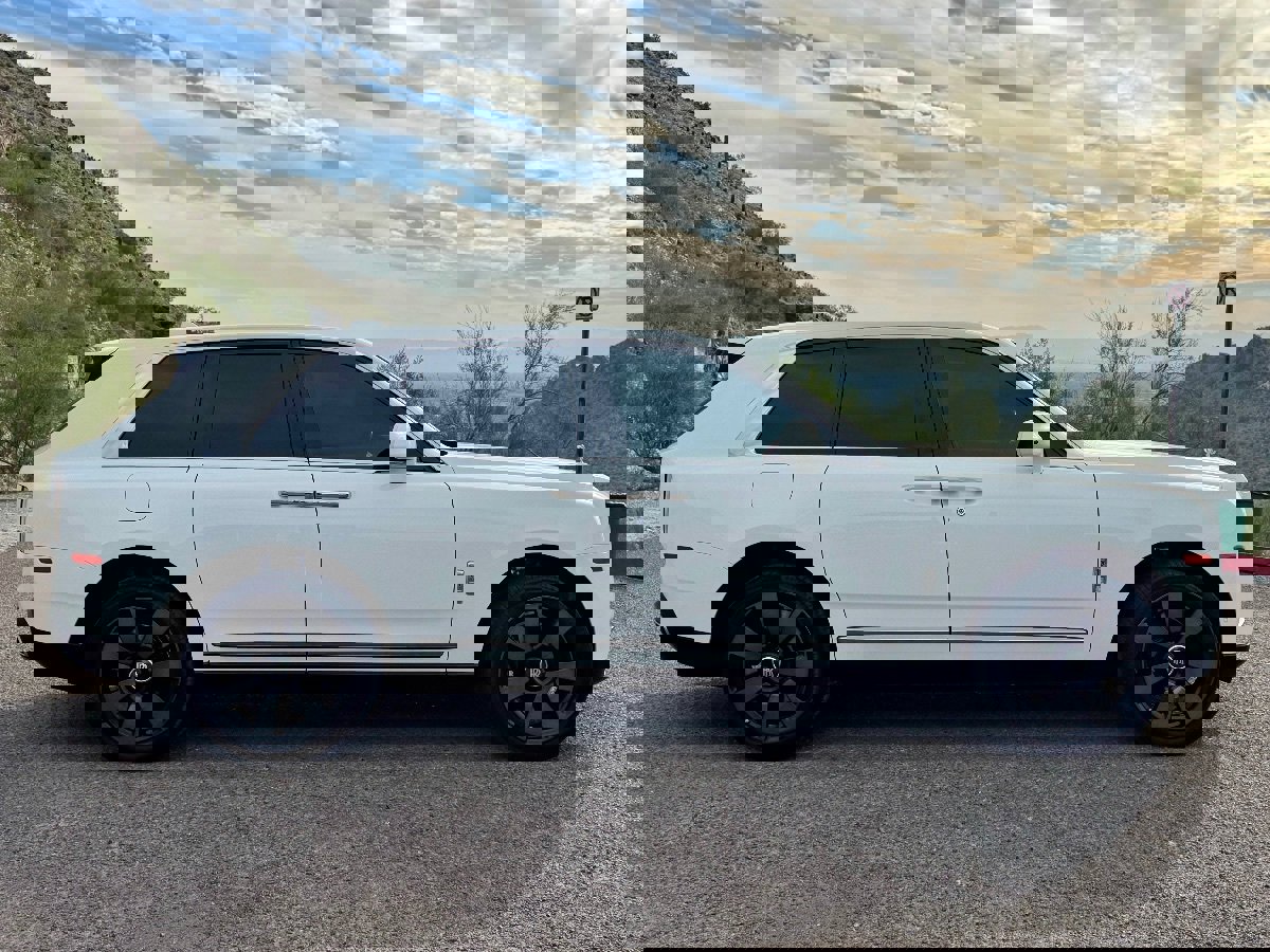 Used 2020 Rolls-Royce Cullinan image 9