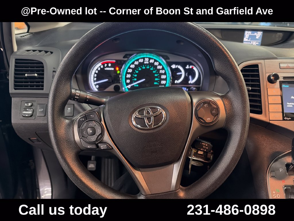 Used 2015 Toyota Venza AWD image 19