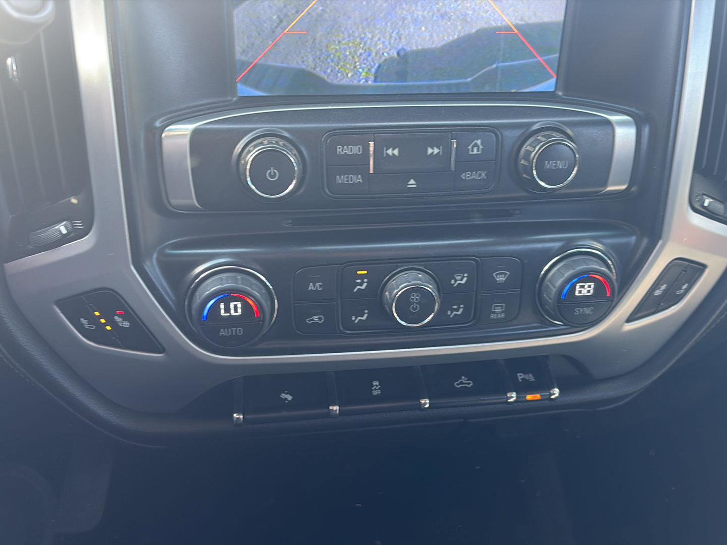 Used 2015 GMC Sierra 1500 SLE w/ SLE Value Package AWD/4WD image 15