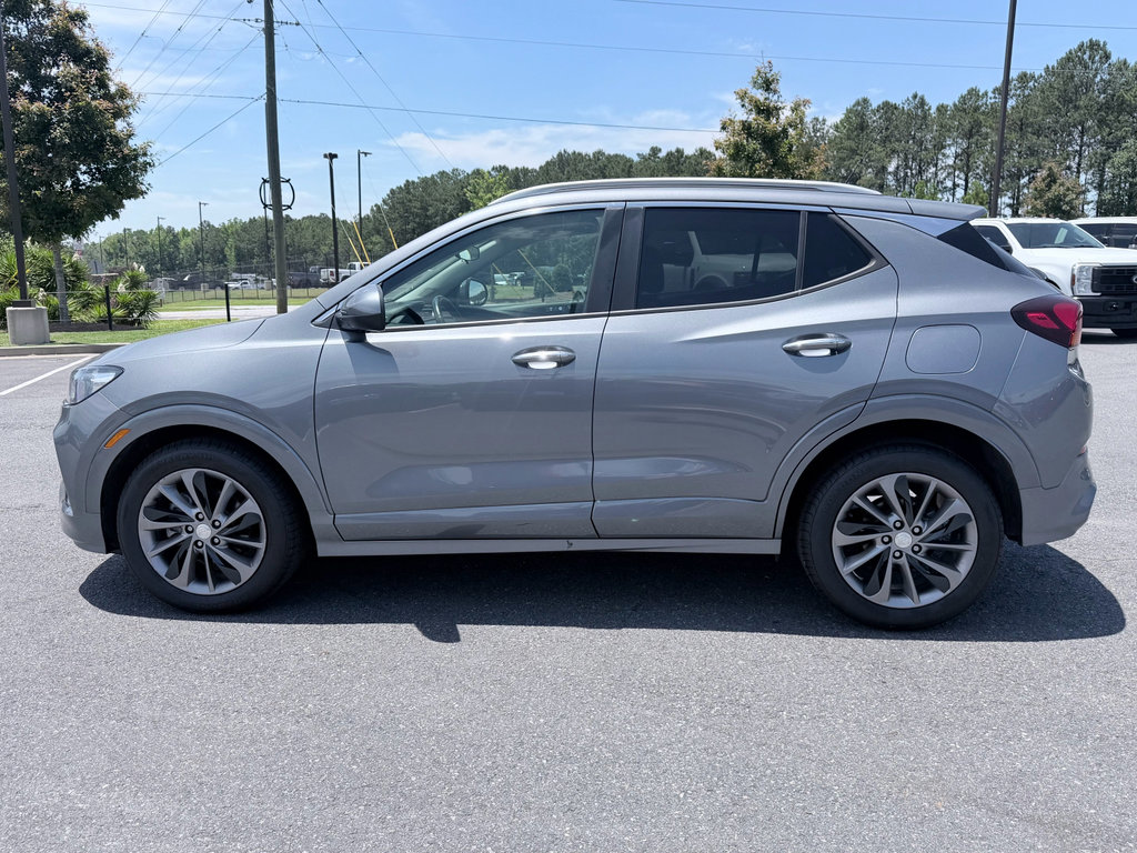 Used 2021 Buick Encore GX Preferred w/ Sport Touring Package FWD image 5