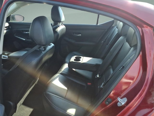 Used 2021 Nissan Sentra SR w/ SR Premium Package FWD image 29
